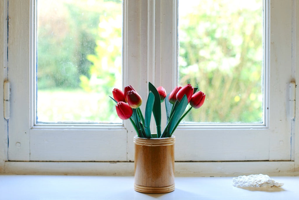 The Enduring Charm of Crochet Tulip Bouquets: Why They're the Ultimate Thoughtful Gift for Any Occasion