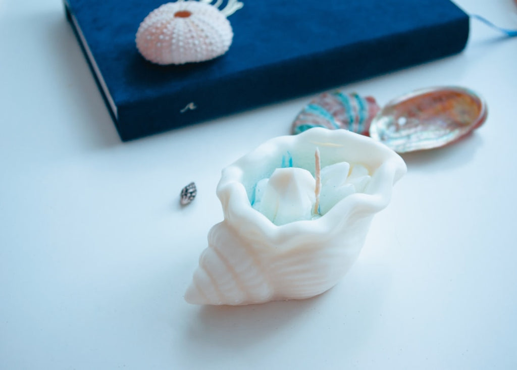 Unforgettable Impressions: Why Personalized Rose Shaped Scented Candle Favors Elevate Every Special Occasion