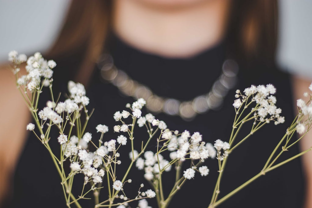 Crafting a Legacy in Blooms: Your Guide to Designing the Perfect Family Birth Flower Necklace