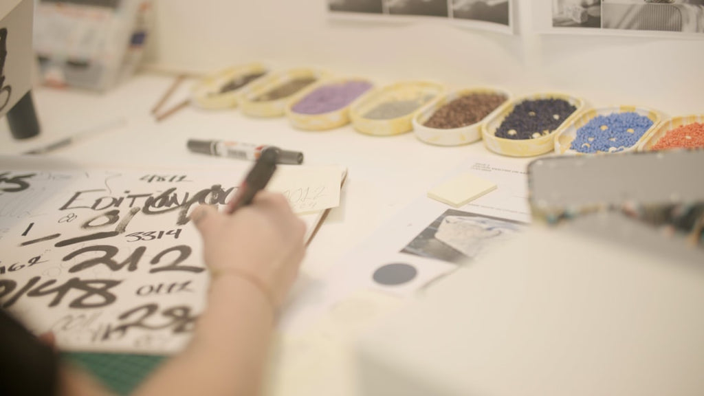 Crafting Memories: Why a Sideway Birth Flower Necklace is the Ultimate Meaningful Gift