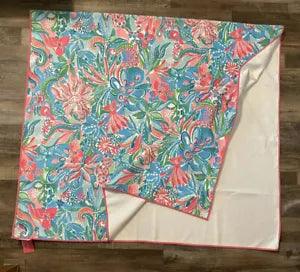 Lilly Pulitzer Tropical Beach Sheet Towel 40??? x 72??? Punk Blue Green Floral EUC