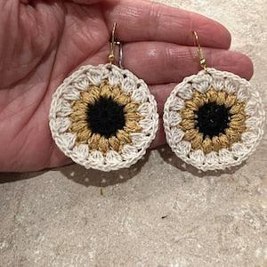 Circular sunflower inspired Crochet Earrings ? minimalist ? Gift for her ? handmade earrings