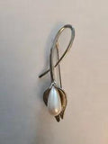 Brooch-Calla Lily Vintage Flower Pin Sterling Silver Faux Pearl