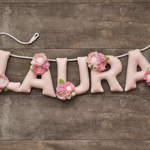 Felt name banner, Bouquet banner, Flower nursery decor, personalized gift, felt letters, baby girl gift, name garland, custom made banner