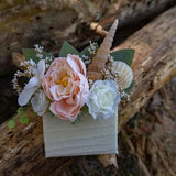 Pocket Boutonniere for Men's Wedding,Seashell Roses and Dried Flowers Boutonniere,Sea Wedding,Floral Accessory for Men,Boutonniere for Groom