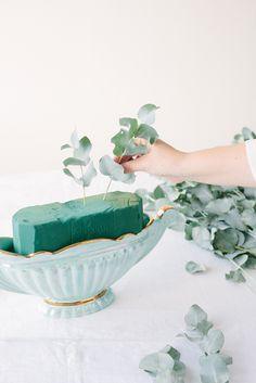 Throwing A Party? These 3 Flower DIYs Will Take Your Soiree To The Next Level Flower Delivery