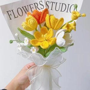 crochet bouquet,finished flower bouquet,handmade gift for girl,knitted flower,decoration,graduation gift,mixed bouquet,cutomized bouquet