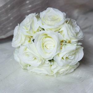 White Flower Bouquet Silk Rose Flower Bouquet Cream White Bridesmaids Bouquet Artificial Flower Bouquets Silk Roses ZHHSZ10-01