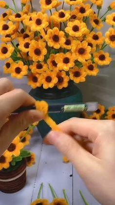 Handmade DIY pipe cleaner daisy flowers Flower Delivery