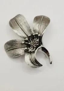 Vintage Signed Emmons Silver-tone Textured Lily Flower Brooch