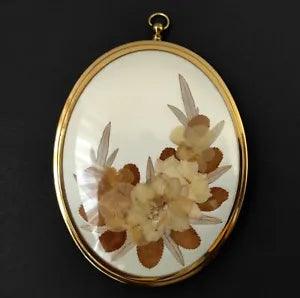 Vintage. Decor. Herbarium flower.