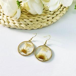Dried Sunflower Earrings | Pressed Daisy Earrings | Handmade Flower Jewelry | Chrysanthemum Dangle Drop Earring | Perfect Gift For Her