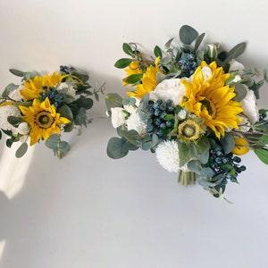Yellow Sunflower & White Rose Bouquet, Sunflower n Rose Themed Wedding, Sunflower Bridal Bridesmaid Bouquets, Sunflower n Rose Arrangement