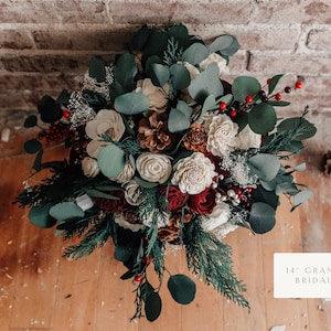 NICOLE | Wood Flower Bouquet + Sola Wood Flowers, Berries & Eucalyptus