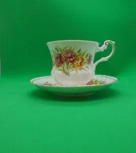 Queens Bone China Teacup & Saucer Special Flowers Carnations