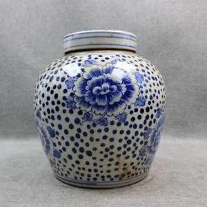 Old Chinese Blue and white porcelain Hand painted Peony flowers jar pots 81026