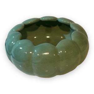 USA Pottery Planter Bowl Vintage 1960??s Ribbed Sea Foam Green Indoor Pot Mid Century