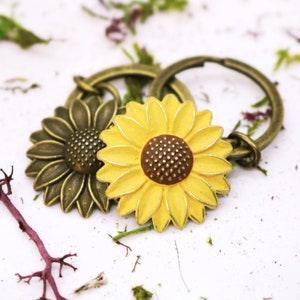 Sunflower Key Chain in Yellow Or Bronze - Hand Painted