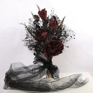 Black burgundy wedding bouquet with long black veil, wedding bouquet with lunaria stems, burgundy peonies