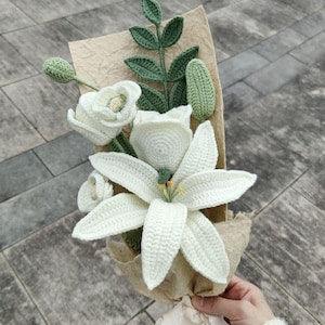 Finished Handmade Crocheted White Lily Bouquet - Timeless Elegance for Weddings, Home Decor & gifts