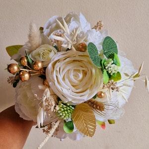 Mini Bridal bouquet in white & gold   20 x 28 cm