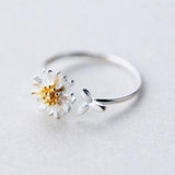 Sterling Silver Tiny Daisy Ring, Modern Minimal Floral Ring, Lovely Dainty Adjustable Flower Ring ,Gift for Her, Birthday , Christmas Gift