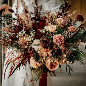 INARA medium bouquet | Greenery burgundy dark blue blush peach pink tones / Boho floral minimal bunch bride / Nice flowery bridal wedding