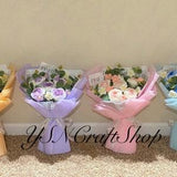 Handmade graduated color knitted flowers bouquet, bouquet for friend, valentine's day, mother??s day, christmas.