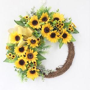 Hand crafted silk sunflowers artificial 16?? wreath with 12"basee