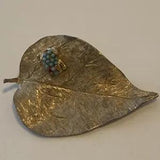 LEDO 1962 Goldtone Silvery Frog Lily Pad Leaf Pin Brooch Vintage signed Red Eye