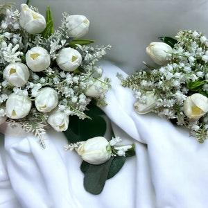 White Bridal Wedding Wedding Bouquet, Bridal Bouquet, Bridesmaids Bouquet,Rose Bouquet, Wedding Accessories Corsages Boutonni????res