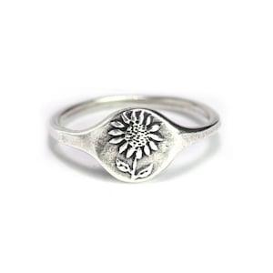Handmade Sunflower Ring, Botanical Ring, Wildflower Ring, Nature Jewelry, Sterling silver ring, Bronze Jewelry, Signet Ring
