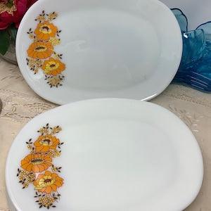 JAJ Pyrex Steak Plates Platters Pyrex England Sunflower 1978 - 1980 ,Rare Hard To Find, Very Good Vintage Condition, Bright Retro Pattern,