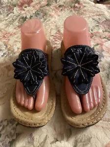 Cliffs by White Mt Women??s Size 8 M Navy Blue Sandals Flower Shoes Summer EUC