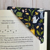 CATS, GARDEN, SPRING, Flowers, Plants Corner Bookmark, Square Bookmark, Fabric Bookmark, Bookish Gift, Book Lover, Reading, Teacher Gift
