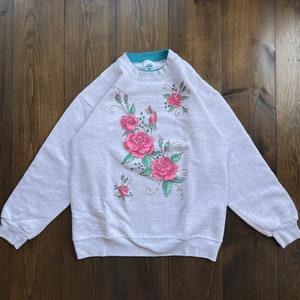Vintage 1990s Roses Butterfly Floral Flower Garden Crewneck Sweatshirt / made in USA / size Large