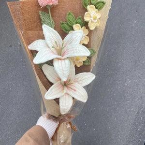 Crochet bouquet,Wrapped, Lily Bouquet, Crochet Bouquet, Lilies, Home Decor, Mom Gifts, Girlfriend Gifts, Housewarming Gifts