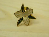 Lily Flower Pin Plant Gold Tone Enamel Hat Lapel