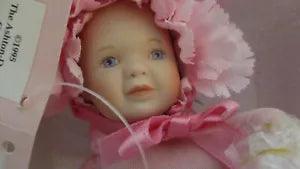 MIB ASHTON-DRAKE January Carnation FLOWER BABIES OF THE MONTH Coa/Box