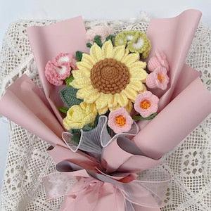 Crochet flower bouquet,gift for her,anniversary gift,birthday gift,Gift for mom,gift for girlfriend/friend/parents,Crochet bouquet rose