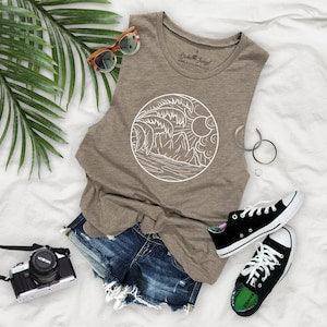 Hawaii Vibes Island and Palm Trees Design Womens Flowy Muscle Tank - HVI12P