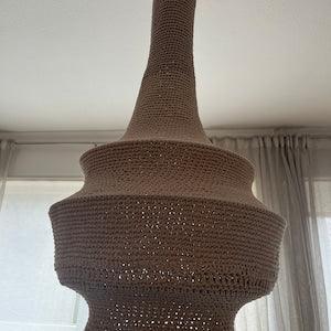 Sand-colored crochet hanging lamp "Sandy", chandelier crocheted with recycled cotton D.M.C. Nova vita 4 with seeds in the label