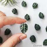Handmade Set of 3 Mini Monstera Leaf Resin Fridge Magnets, Painted Tropical Leaves Magnet Set, Cute Green Plant Lover Gift for Plants Mama