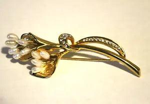 Gold Flower Brooch Lily Breastpin Pin Badge Floral Gold Tone