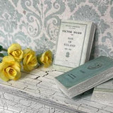 Miniature roses and books 1/12 scale for dollhouse,diorama, vignettes, roombox