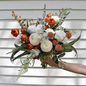 Rust Orange wedding bouquet, terracotta bridal bouquets, rust orange bouquets, fake ranunculus bouquet, Wedding bouquet, Bridal Bouquet