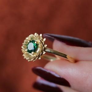 Sunflower Emerald 14k Gold Ring, Nature Inspired Ring, Daisy Emerald Ring, Made Of Sterling Silver, Best Wedding Gift, Emerald Ring