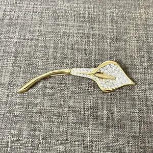Rhinestone Call Lily Brooch Pin Clip Gold Tone Fashion Jewelry 3.75 in Flower