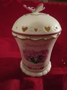 Avon Vintage White Porcelain Heart Cut Rim Carnation January Flower Candle