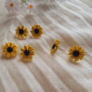 Set of 2 Sunflower Hairclip 1 and Stud Earrings, Earrings Kids, Polymer Clay Earrings, Handmade Earrings, Made In Canada, Gift For Her